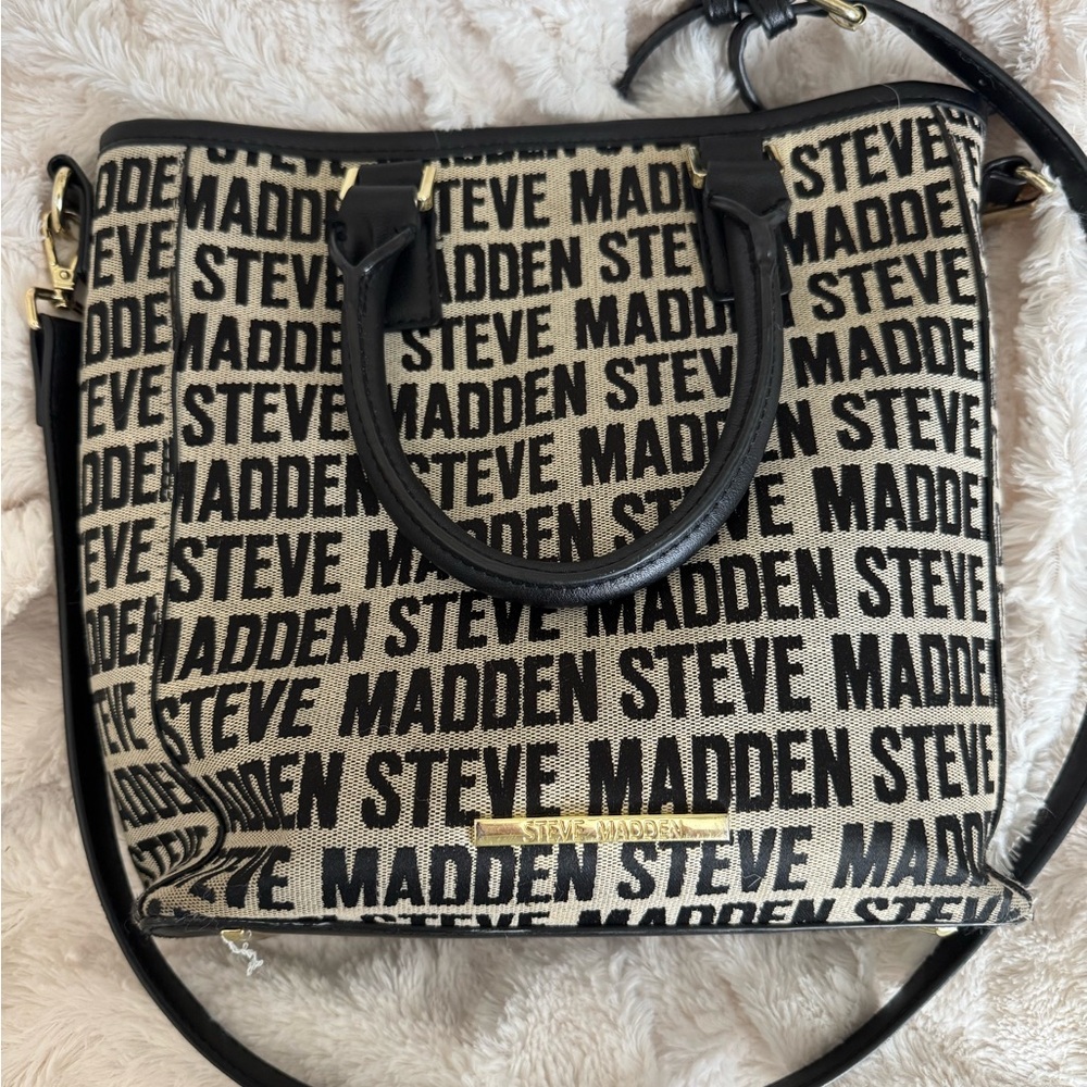 Steve Madden Black and Tan Logo Tote
